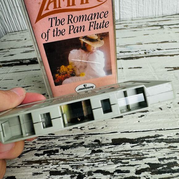 Zamfir The Romance of the Pan Flute 1982 Cassette Tape Mercury Pop Folk Stage - Picture 3 of 7